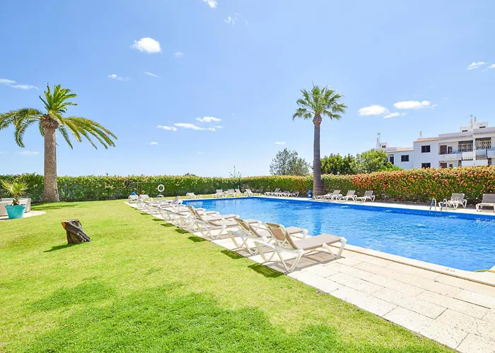 Apartamento Estúdio Com Piscina A 3 Minutos Praias *